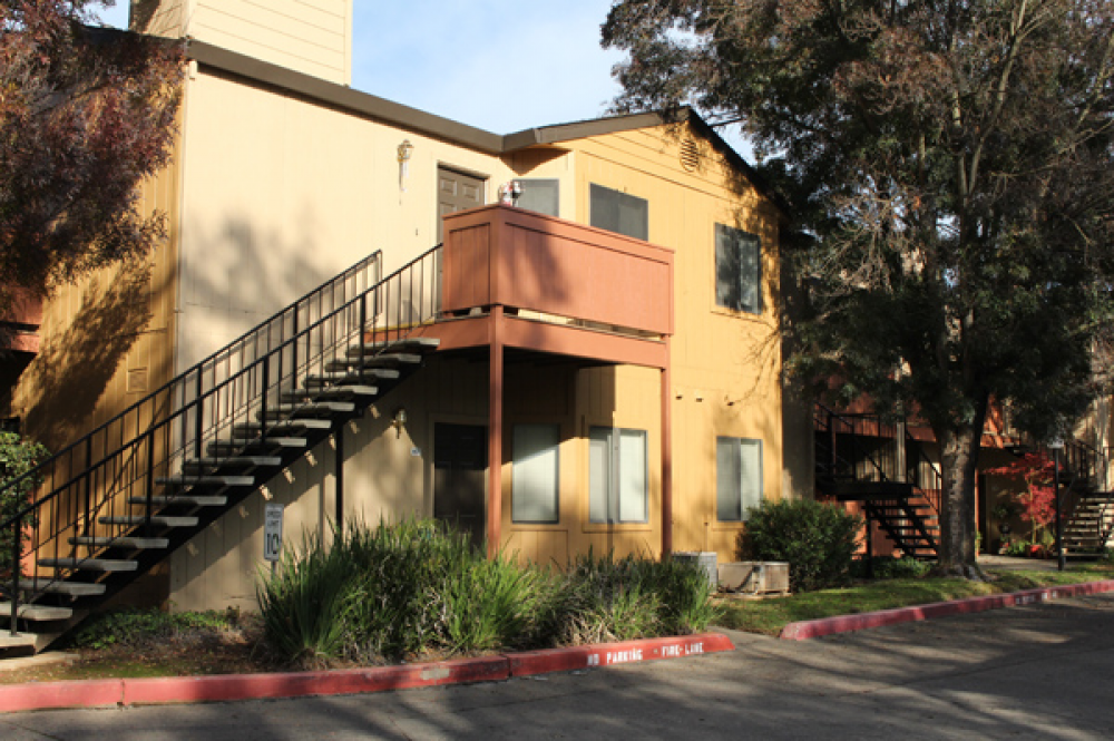 Thank you for viewing our Exterior 14 at Willow Run Apartments in the city of Carmichael.