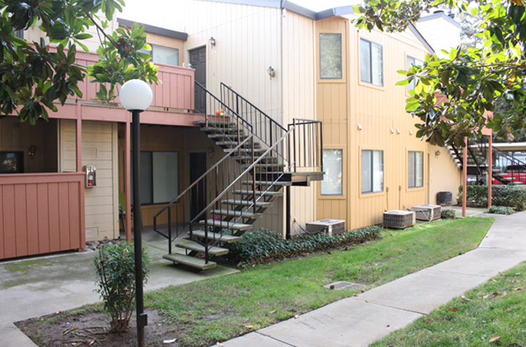 This photo is the visual representation of custom design features at Willow Run Apartments.